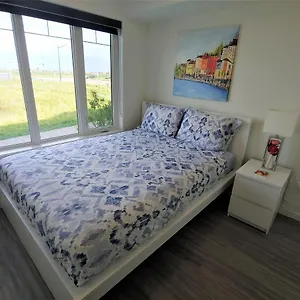 Serene 2 Bedroom With Balcony And Lakeview Winnipeg